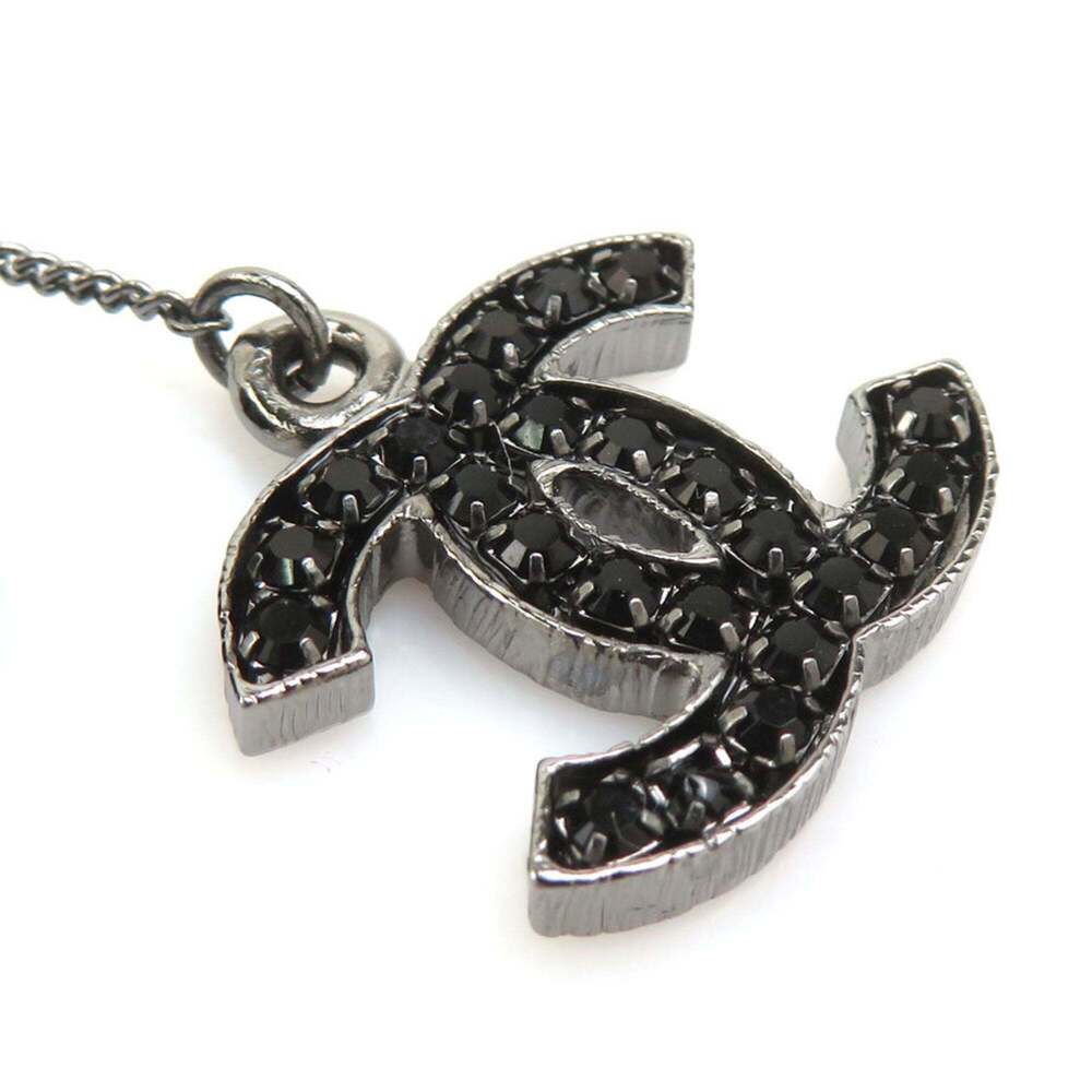 CHANEL Black Logo Necklace - Picture 3 of 10